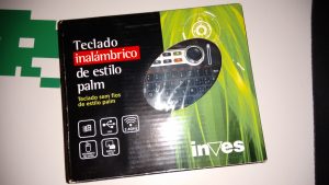 Inves Palm Keyboard en su embalaje